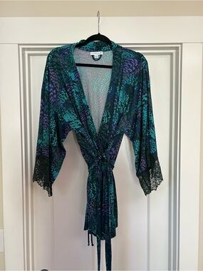 In Bloom by Jonquil Women’s XL 3/4 Sleeve Robe Kimono